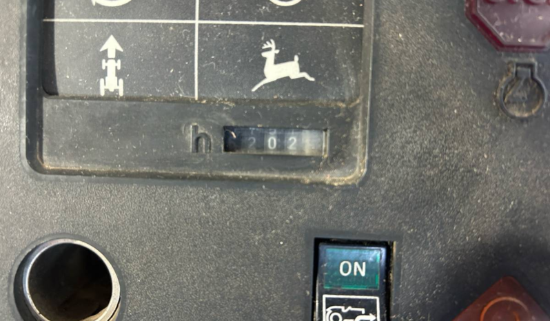 
								1983 John Deere 4050 Tractor full									