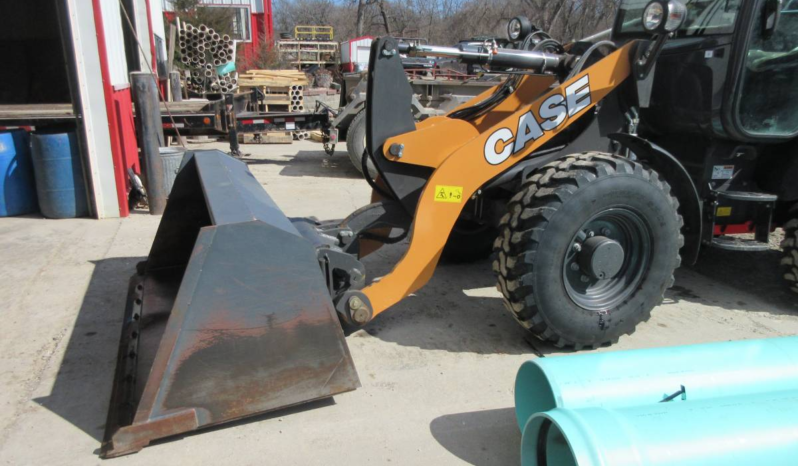 
								2020 Case 221F Wheel Loader full									