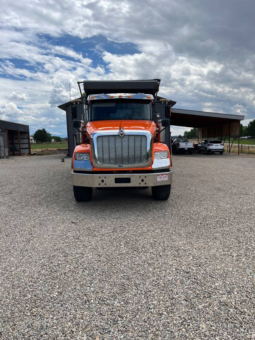 
										2017 International HX 620 Dump Truck full									