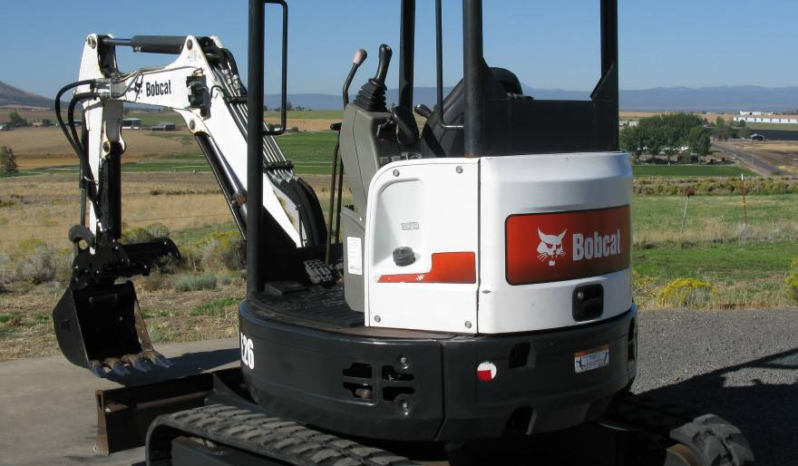 
								2017 Bobcat E26 Mini Excavator full									