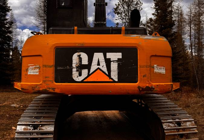 
								2015 CAT 324DFM Processor / Log Loader full									