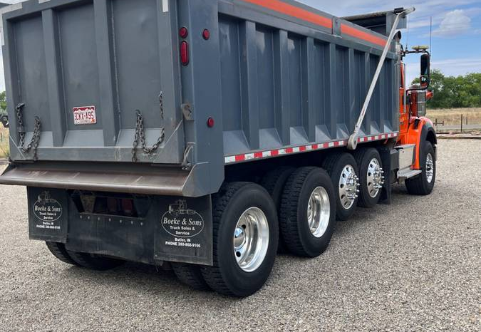 
								2017 International HX 620 Dump Truck full									