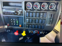 
										2019 Mack Granite Dump Truck full									