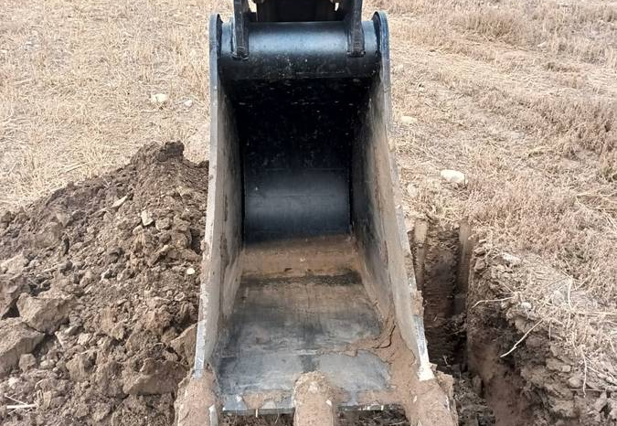 
								2021 John Deere 85G Excavator full									