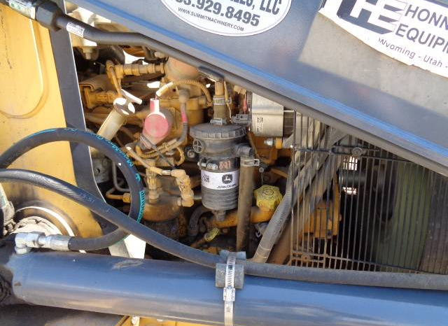 
								2019 Deere 410L Backhoe full									