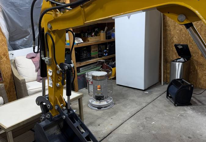 
								2025 AGT Industrial MY50R Mini Excavator full									