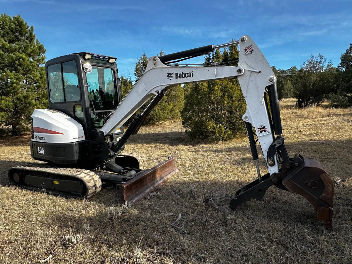 2012 Bobcat E35 Mini Excavator
