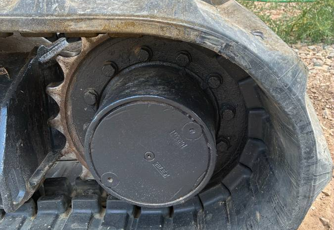 
								2015 Komatsu PC56 Excavator full									