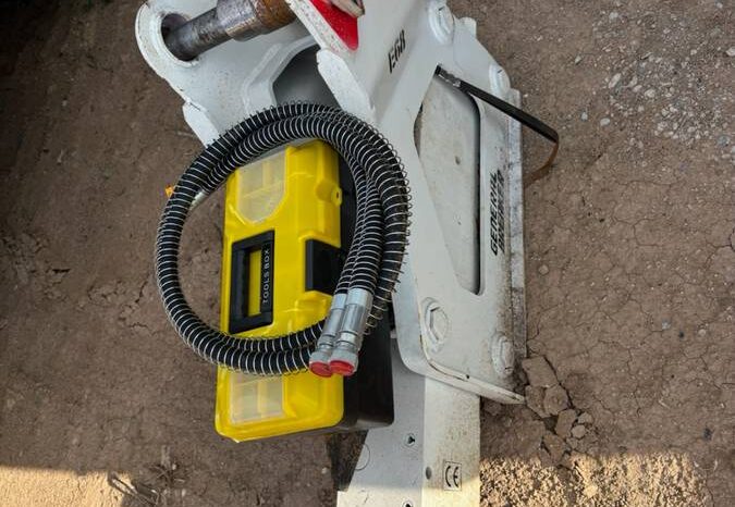 
								2015 Komatsu PC56 Excavator full									