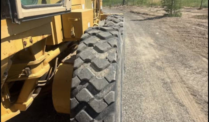 
								2001 CAT 160H Road Grader full									