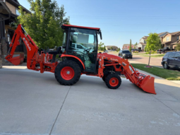 
										2023 Kubota LX 3310 Backhoe full									
