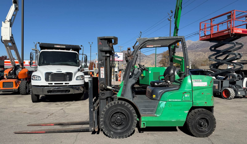 
								2015 Mitsubishi FD40N Forklift full									