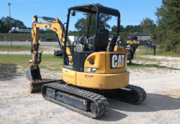 
										2017 Caterpillar 304E2 CR Mini Excavator full									