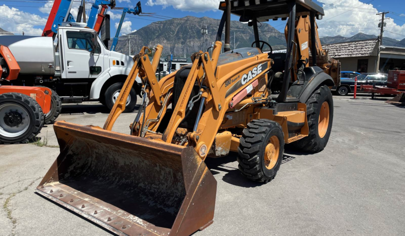 
								2010 Case 580 Backhoe full									
