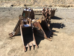 
										2010 Case 580 Backhoe full									