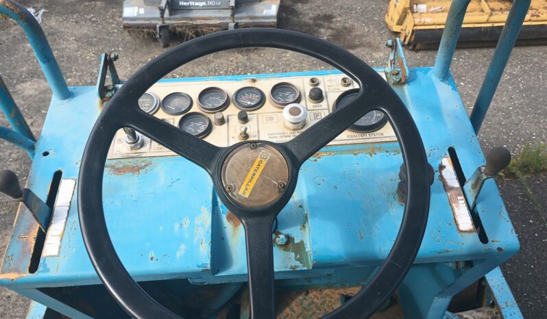 
								1990 Caterpillar CS433B Soil Compactor full									