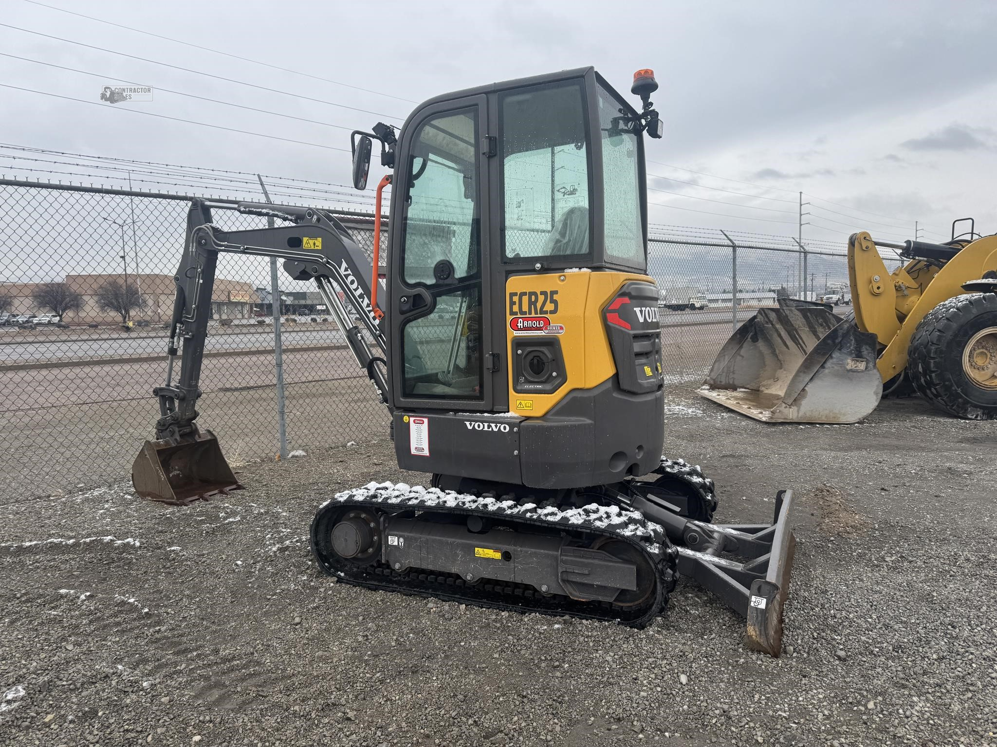 2022 VOLVO ECR25 Mini Excavator