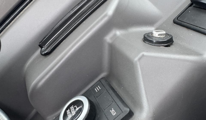 
								2022 VOLVO ECR25 Mini Excavator full									