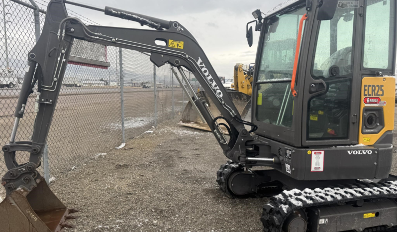 
								2022 VOLVO ECR25 Mini Excavator full									