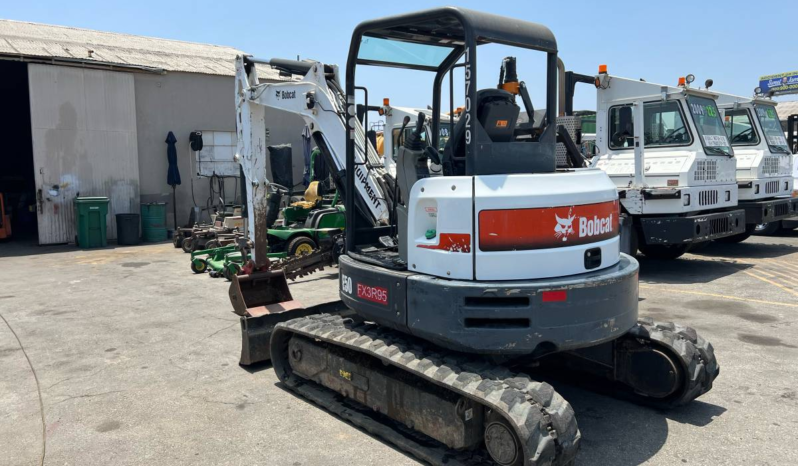 
								2016 Bobcat E50 Mini Excavator full									