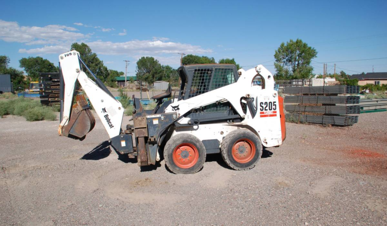 
								2005 Bobcat S205 Skid Steer full									
