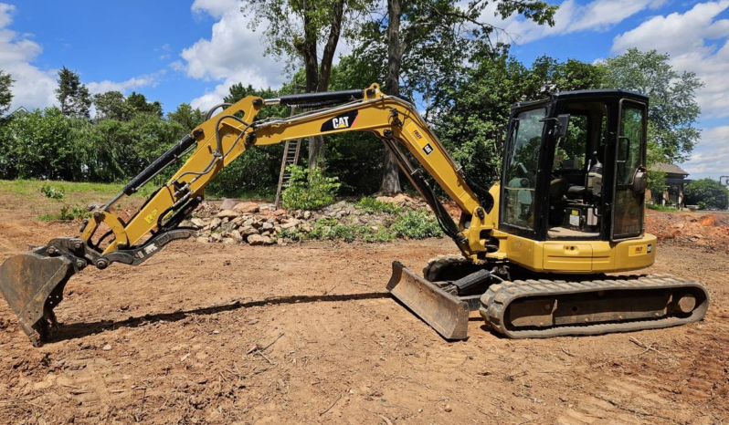 
								2017 Cat 305.5 e2 CR Mini Excavator full									