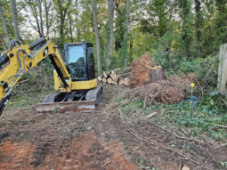 
										2017 Cat 305.5 e2 CR Mini Excavator full									