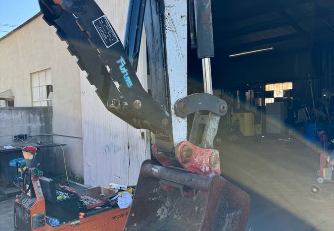 
								2016 Bobcat E50 Mini Excavator full									