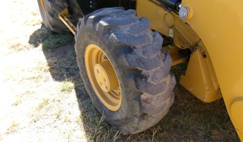 
								2020 Caterpillar 420ST Backhoe full									