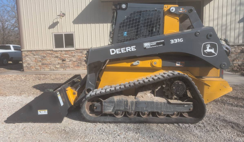 
								2023 Deere 331G Skid Steer full									