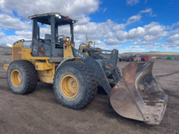 
										2006 John Deere 444J Wheel Loader full									