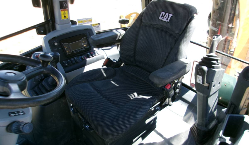 
								2020 Caterpillar 420ST Backhoe full									