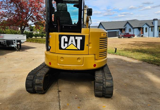 
								2017 Cat 305.5 e2 CR Mini Excavator full									