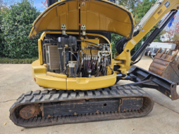 
										2017 Cat 305.5 e2 CR Mini Excavator full									