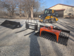 
										2023 Deere 331G Skid Steer full									