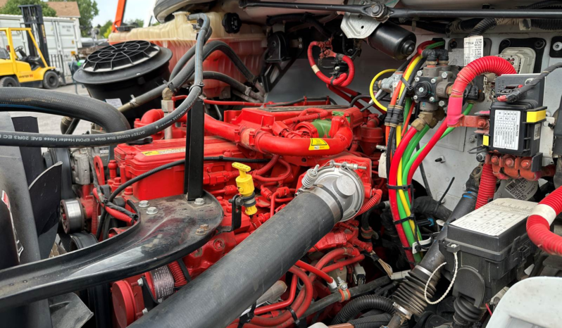 
								2019 Freightliner 300 HP Dump Truck full									