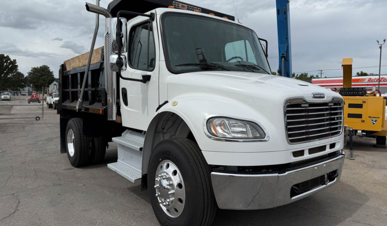 
								2019 Freightliner 300 HP Dump Truck full									