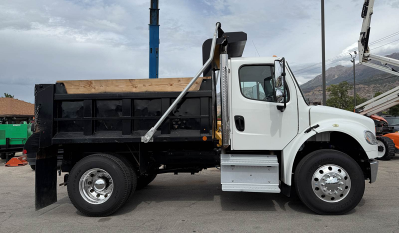 
								2019 Freightliner 300 HP Dump Truck full									