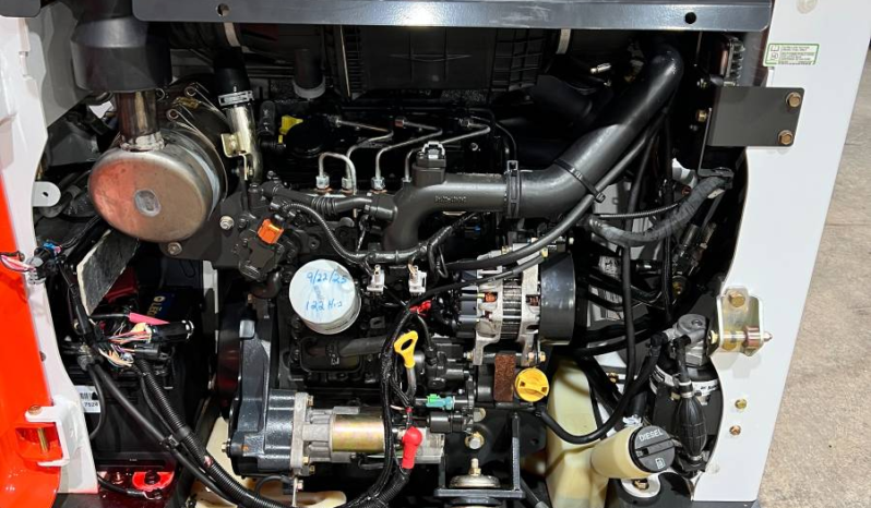 
								2015 Bobcat S450 Skid Steer full									