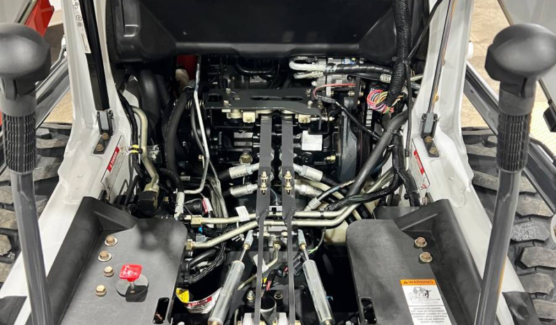 
								2015 Bobcat S450 Skid Steer full									