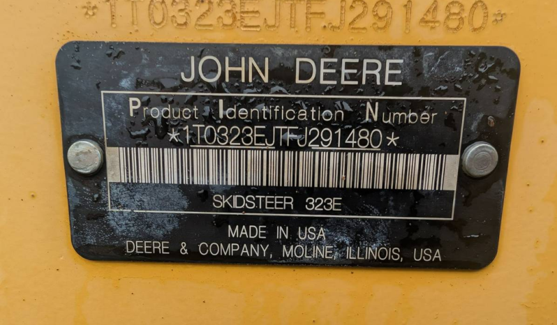 
								2018 John Deere 323E Skid Steer full									