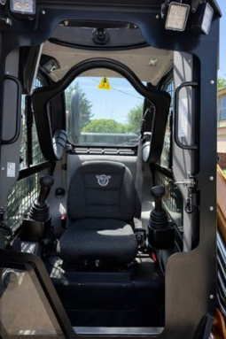 
										2023 CASE TV620B Skid Steer full									