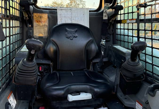 
								2017 Bobcat T450 Skid Steer full									