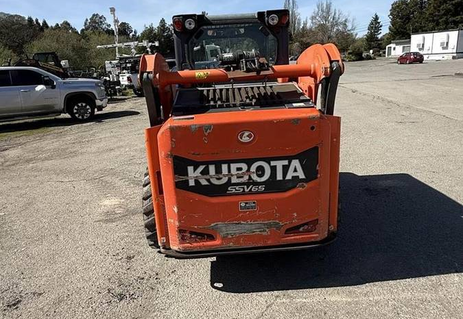 
								2016 Kubota SSV65 Skid Steer full									