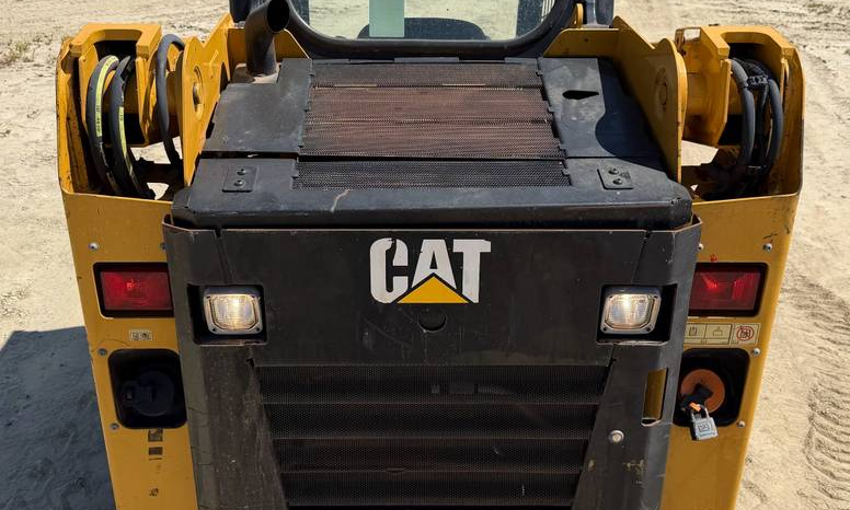
								2018 Cat 226D Skid Steer full									