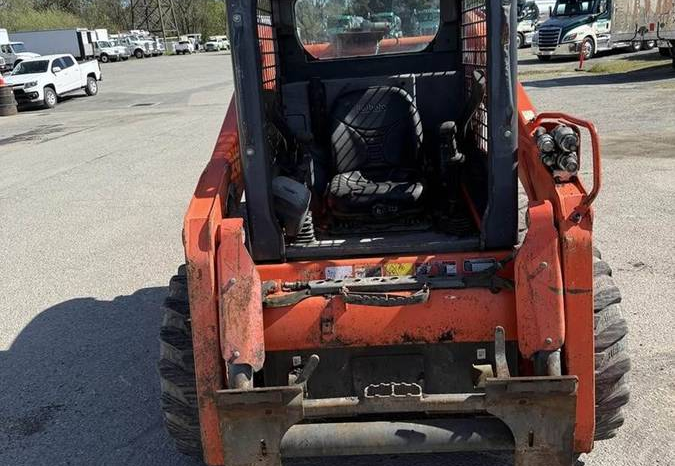 
								2016 Kubota SSV65 Skid Steer full									