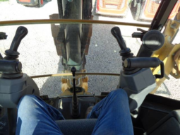 
										2019 Deere 410L Backhoe Loader full									