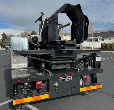
								Used Coring Truck Utilicor MD-300 Truck Mounted 2015 Ford F-550 6.7L Powerstroke Diesel ONLY 12,000 ACTUAL MILES! full									