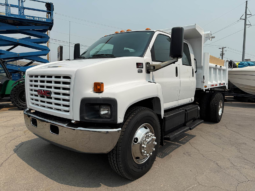 
										Used Dump Truck Crew Cab 2005 GMC C7 Duramax 7.8L Diesel Automatic Bobtail 51k Miles! NON CDL!! full									