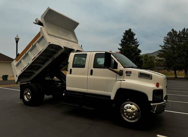 
								Used Dump Truck Crew Cab 2005 GMC C7 Duramax 7.8L Diesel Automatic Bobtail 51k Miles! NON CDL!! full									